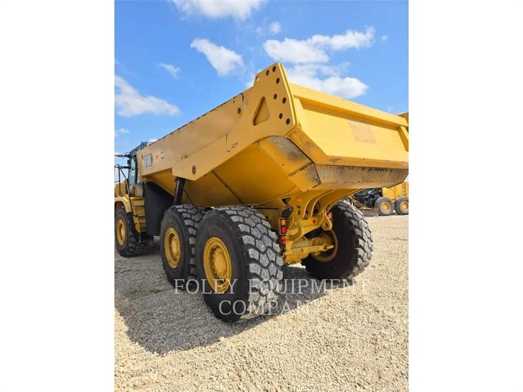 CAT 730-04 Caminhões articulados