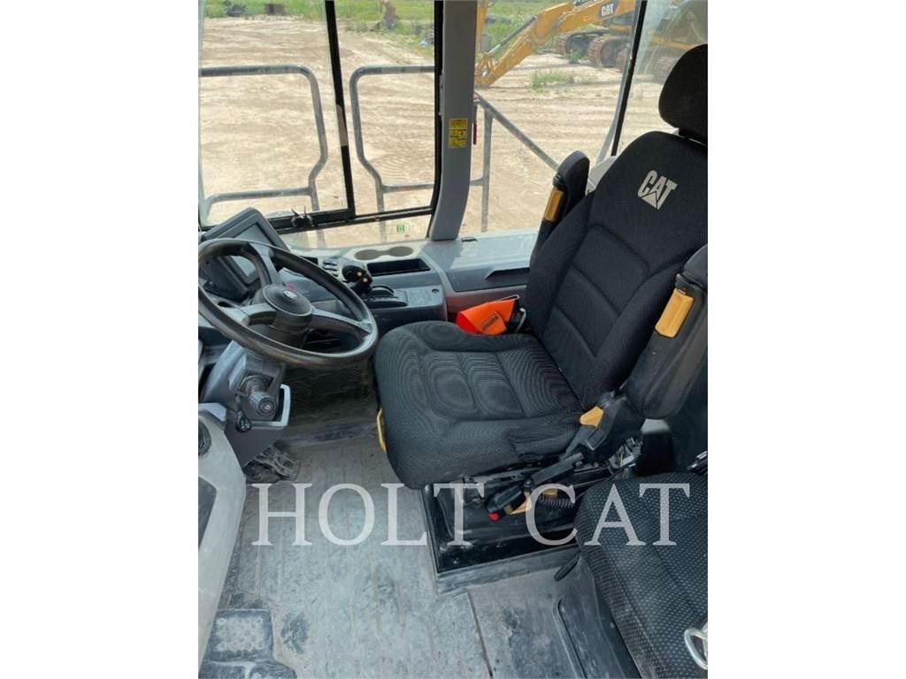 CAT 735 Caminhões articulados