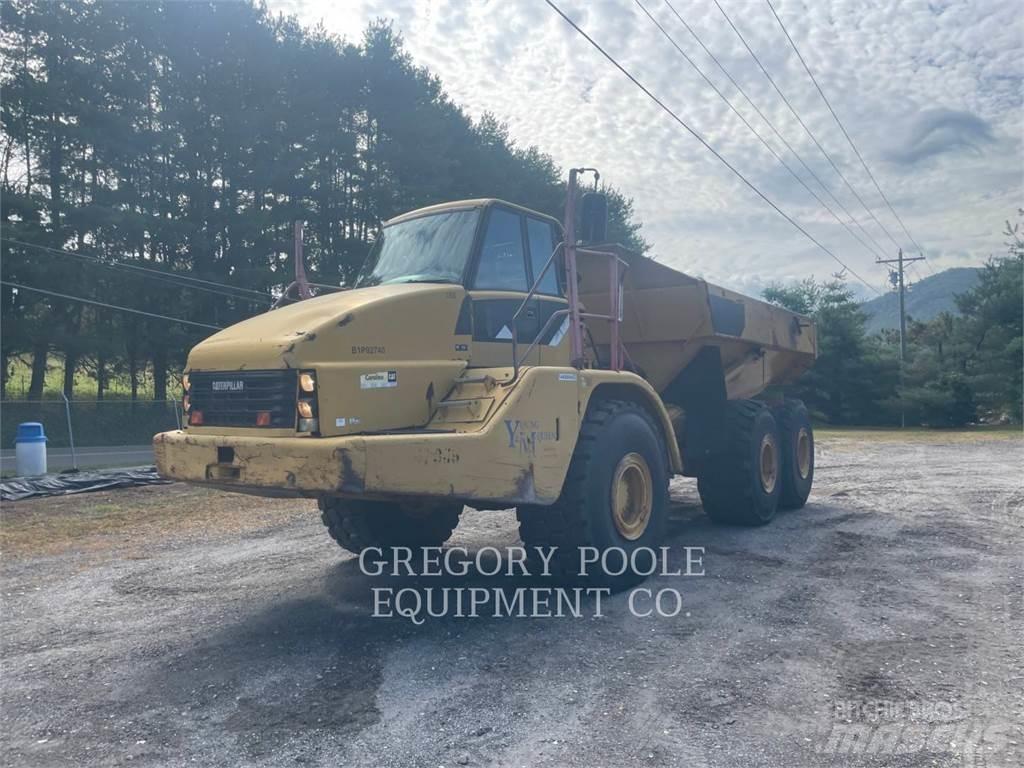 CAT 740 Caminhões articulados