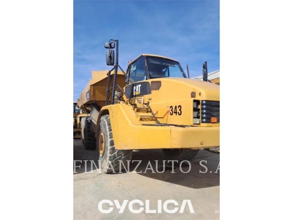 CAT 740 Caminhões articulados