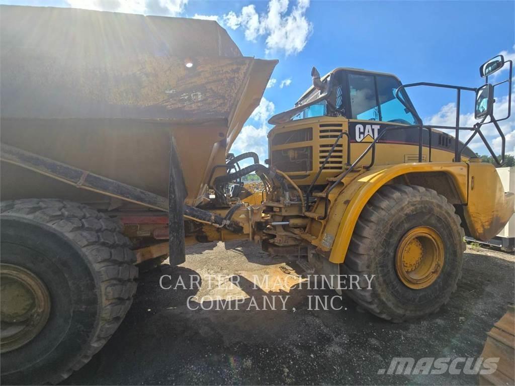 CAT 740 Caminhões articulados