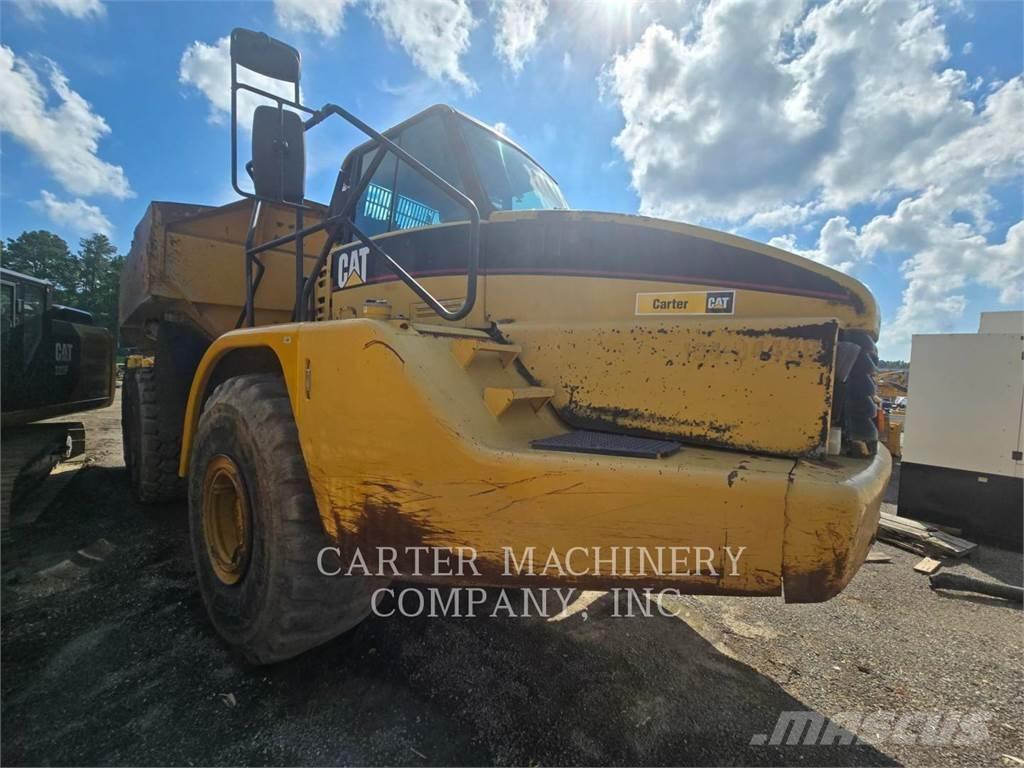 CAT 740 Caminhões articulados