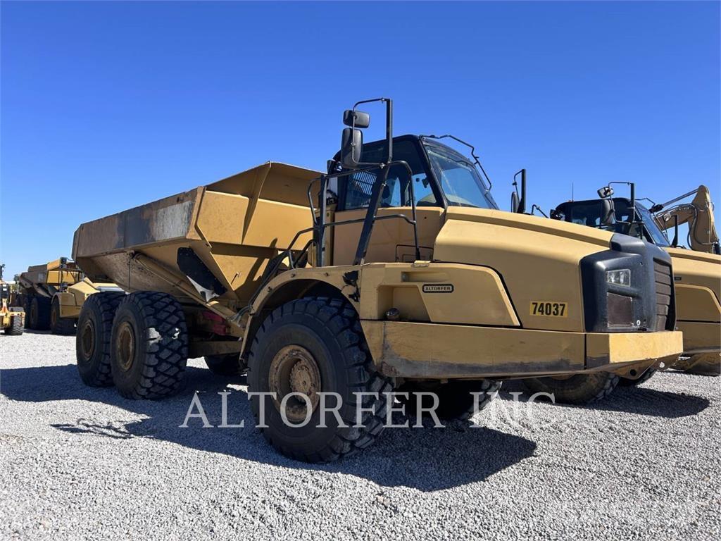 CAT 740B Caminhões articulados