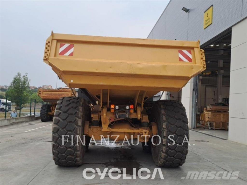 CAT 740GC Caminhões articulados