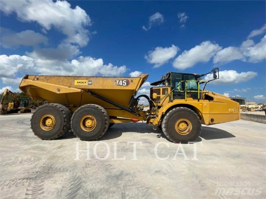 CAT 745 Caminhões articulados