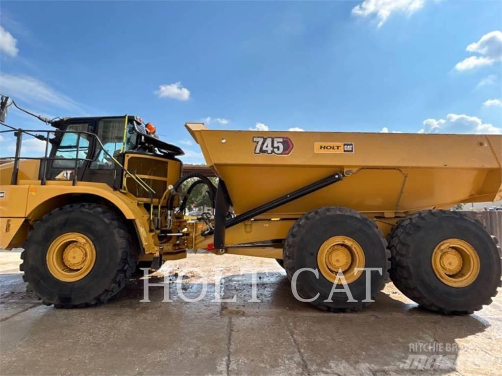 CAT 745 Caminhões articulados