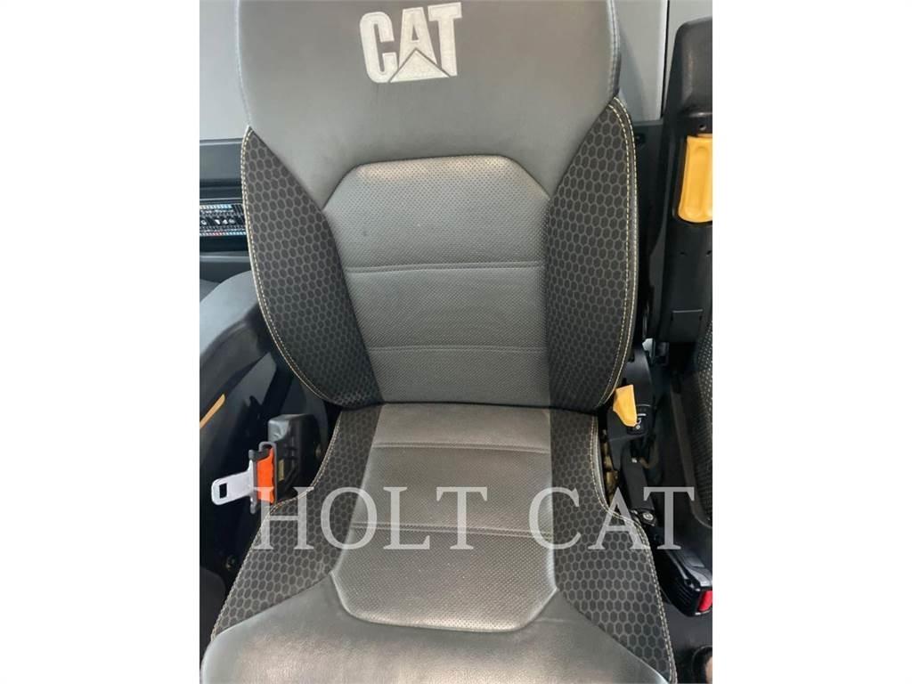 CAT 745 Caminhões articulados