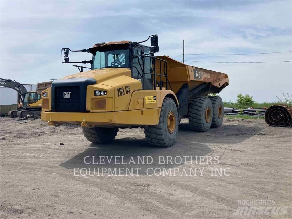 CAT 745 Caminhões articulados
