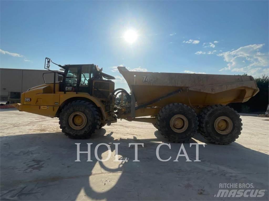 CAT 745 Caminhões articulados