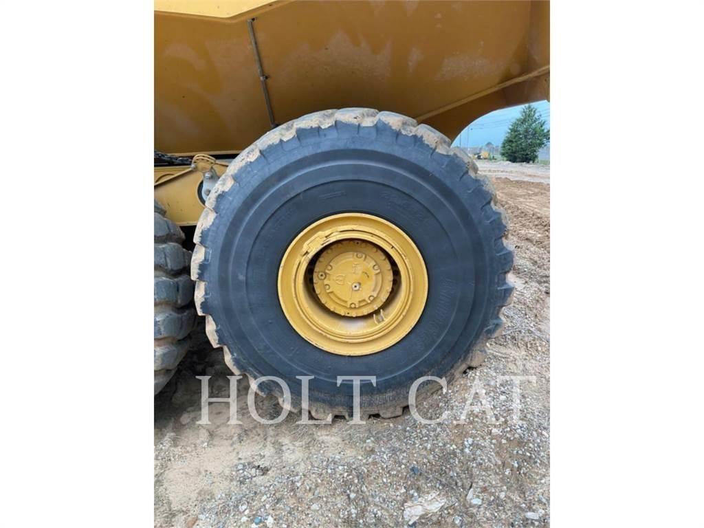 CAT 745 Caminhões articulados