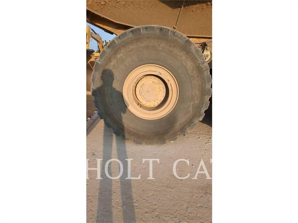 CAT 745 Caminhões articulados