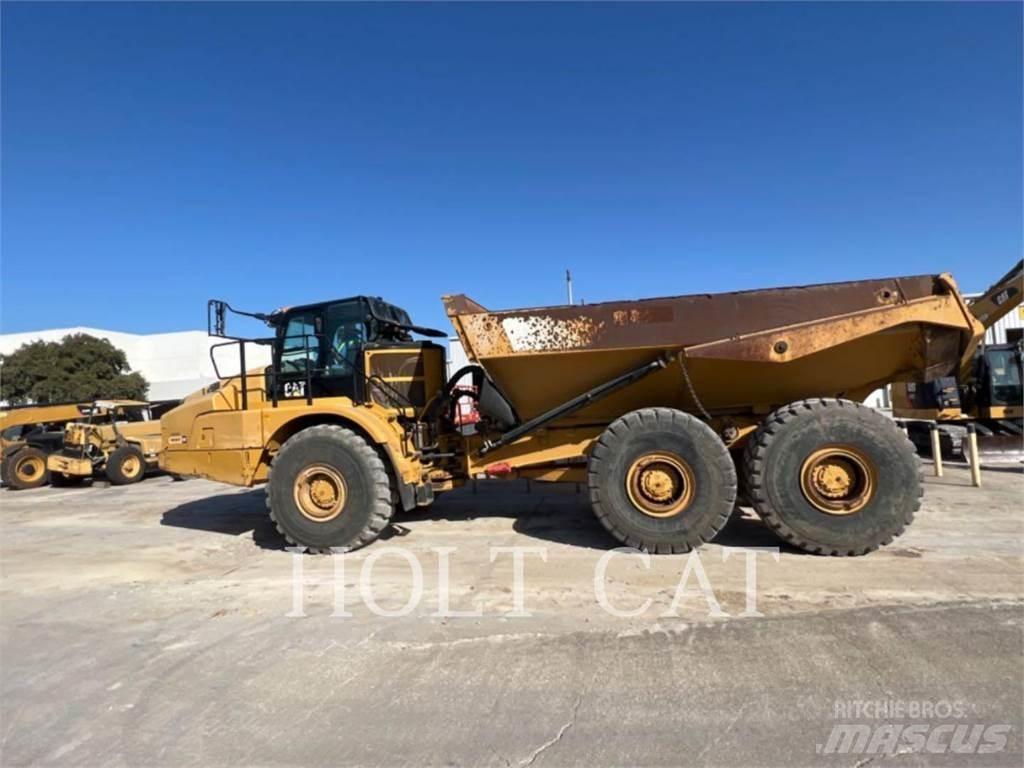 CAT 745 Caminhões articulados