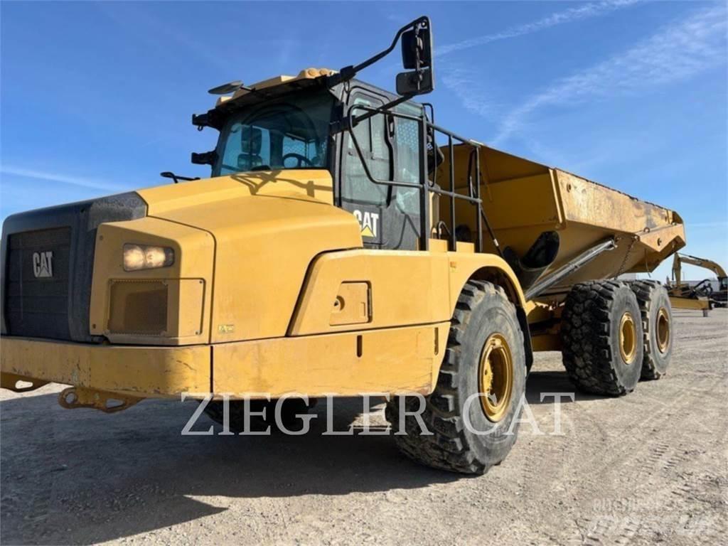 CAT 745 Caminhões articulados