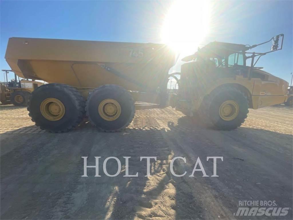 CAT 745 Caminhões articulados