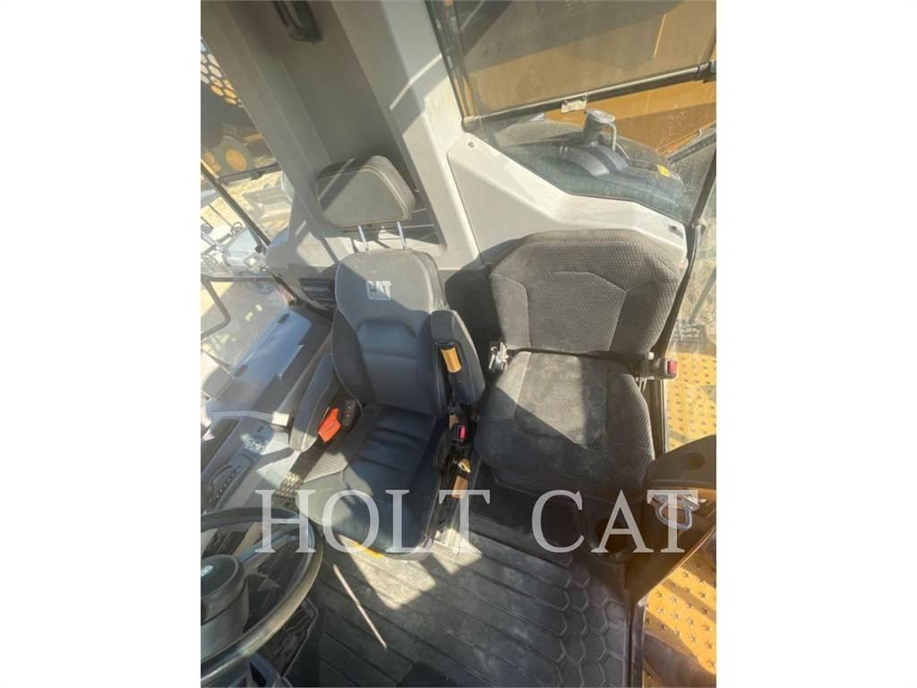 CAT 745 Caminhões articulados