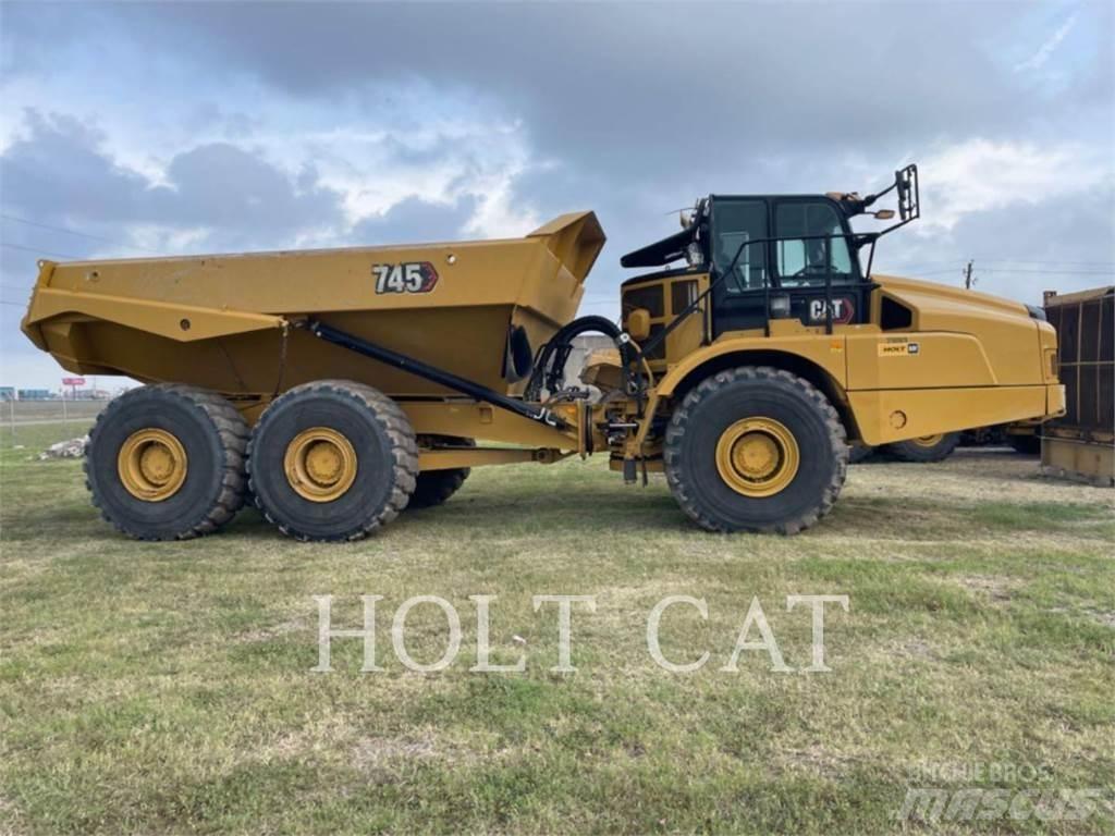 CAT 745 Caminhões articulados