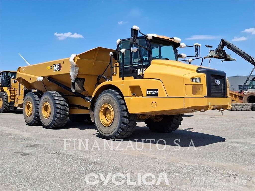 CAT 745 Caminhões articulados