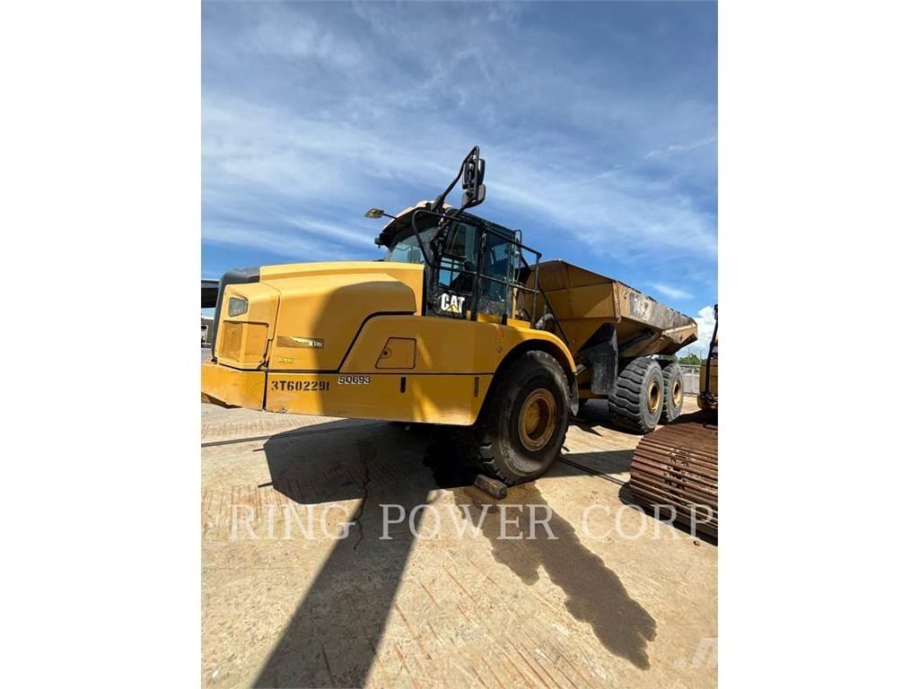 CAT 745 Caminhões articulados