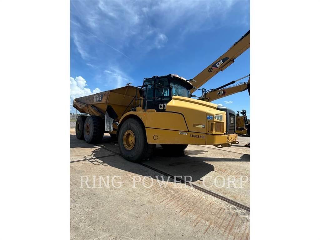 CAT 745 Caminhões articulados