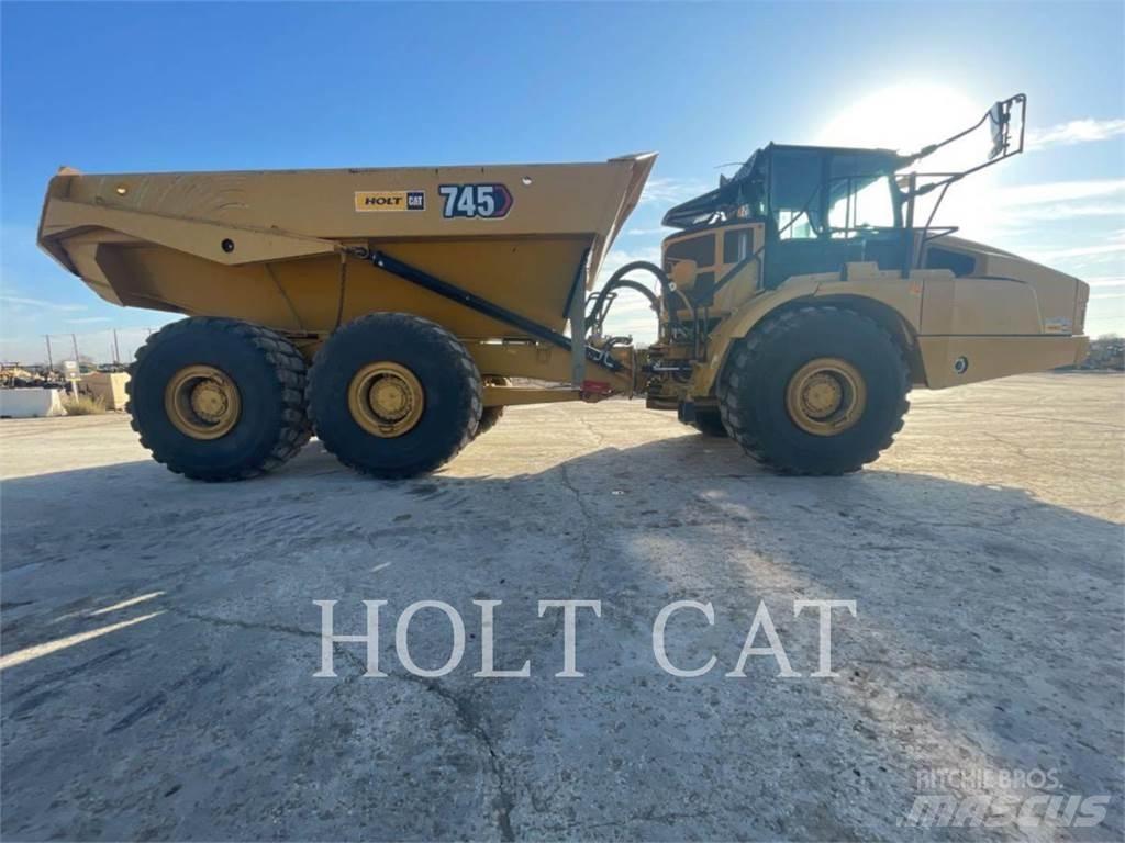 CAT 745 Caminhões articulados