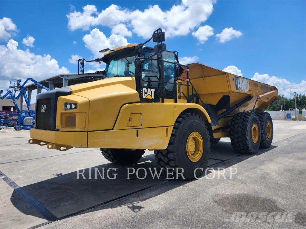 CAT 745 Caminhões articulados