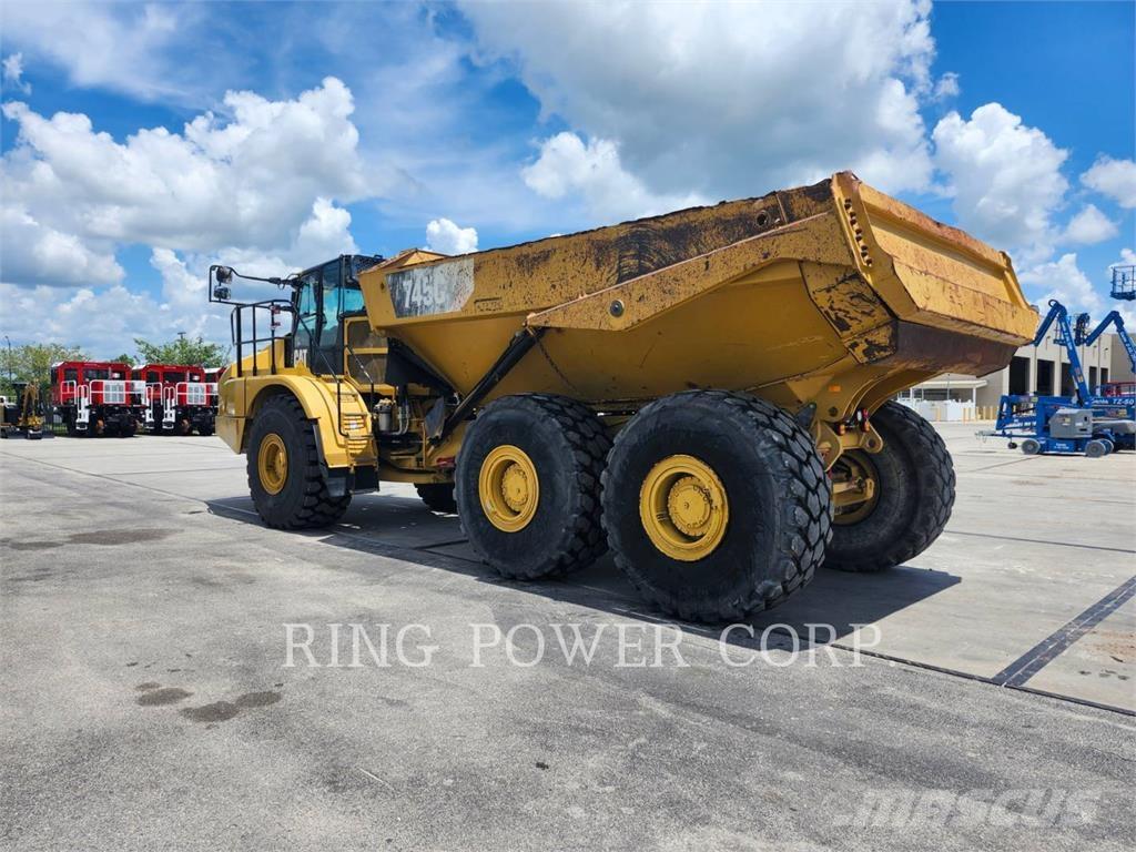 CAT 745 Caminhões articulados