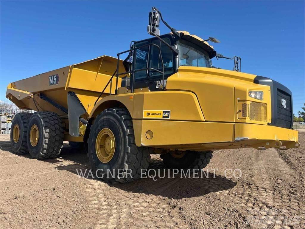 CAT 745 Caminhões articulados