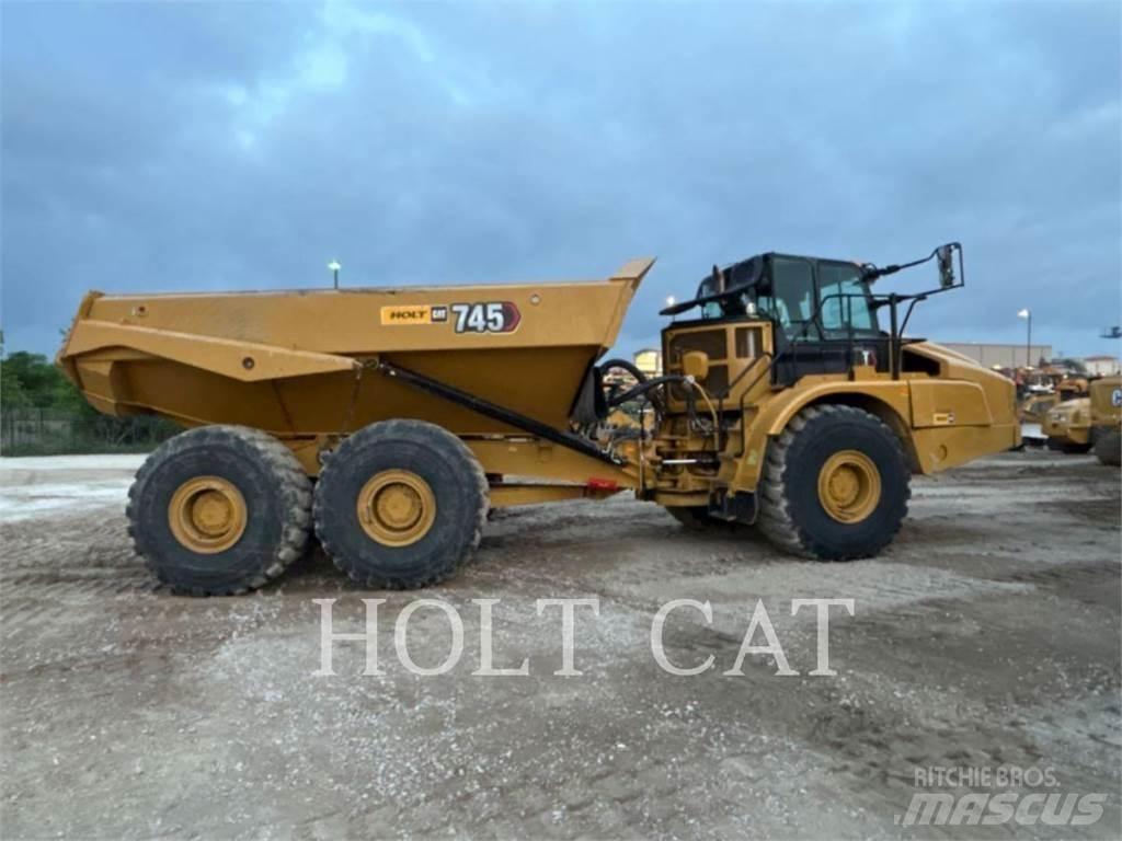 CAT 745 Caminhões articulados
