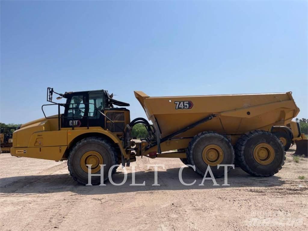 CAT 745 Caminhões articulados