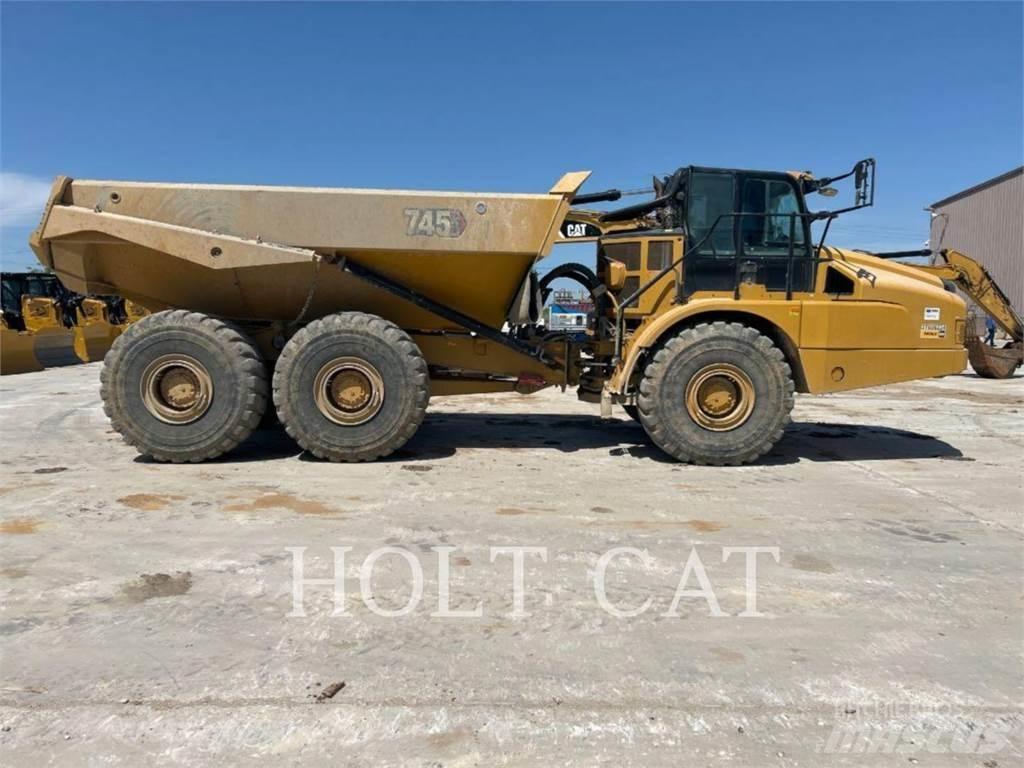 CAT 745 Caminhões articulados