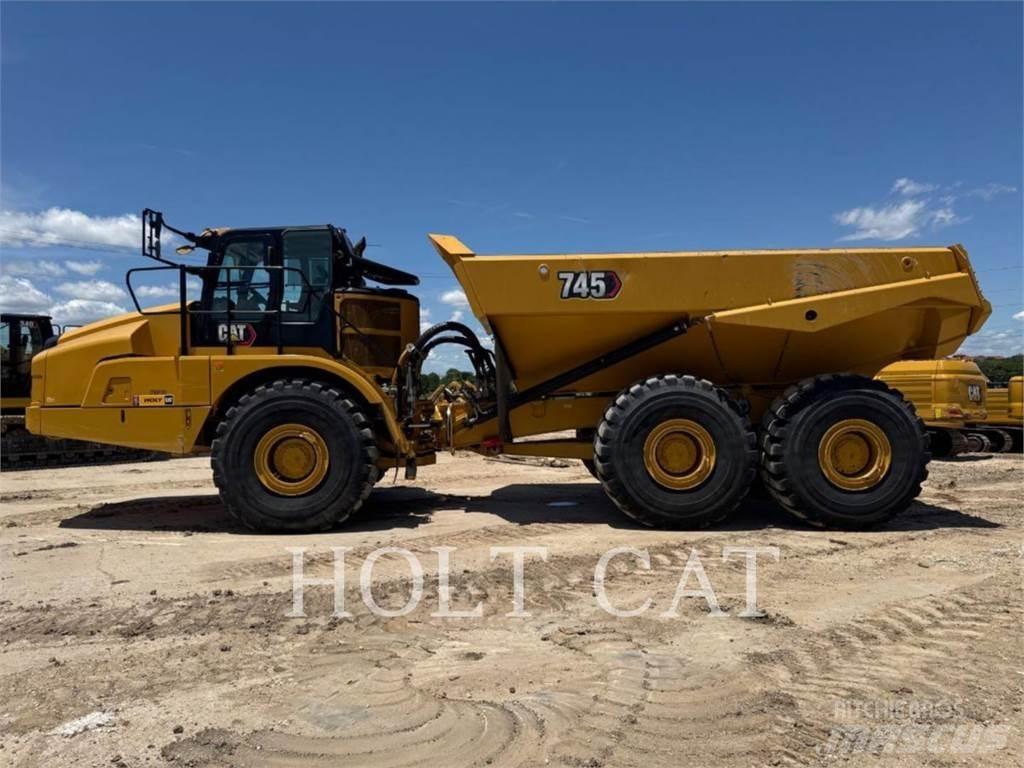 CAT 745 Caminhões articulados