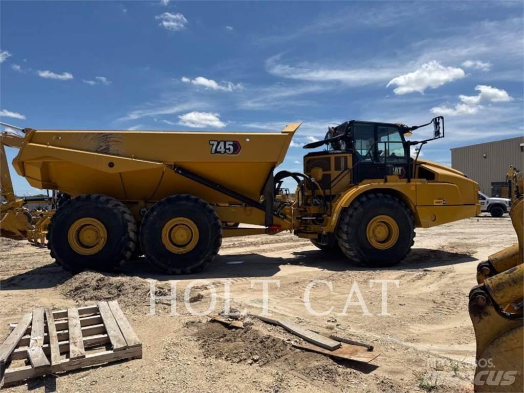 CAT 745 Caminhões articulados