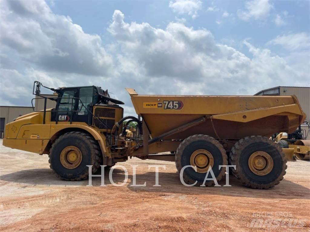 CAT 745 Caminhões articulados