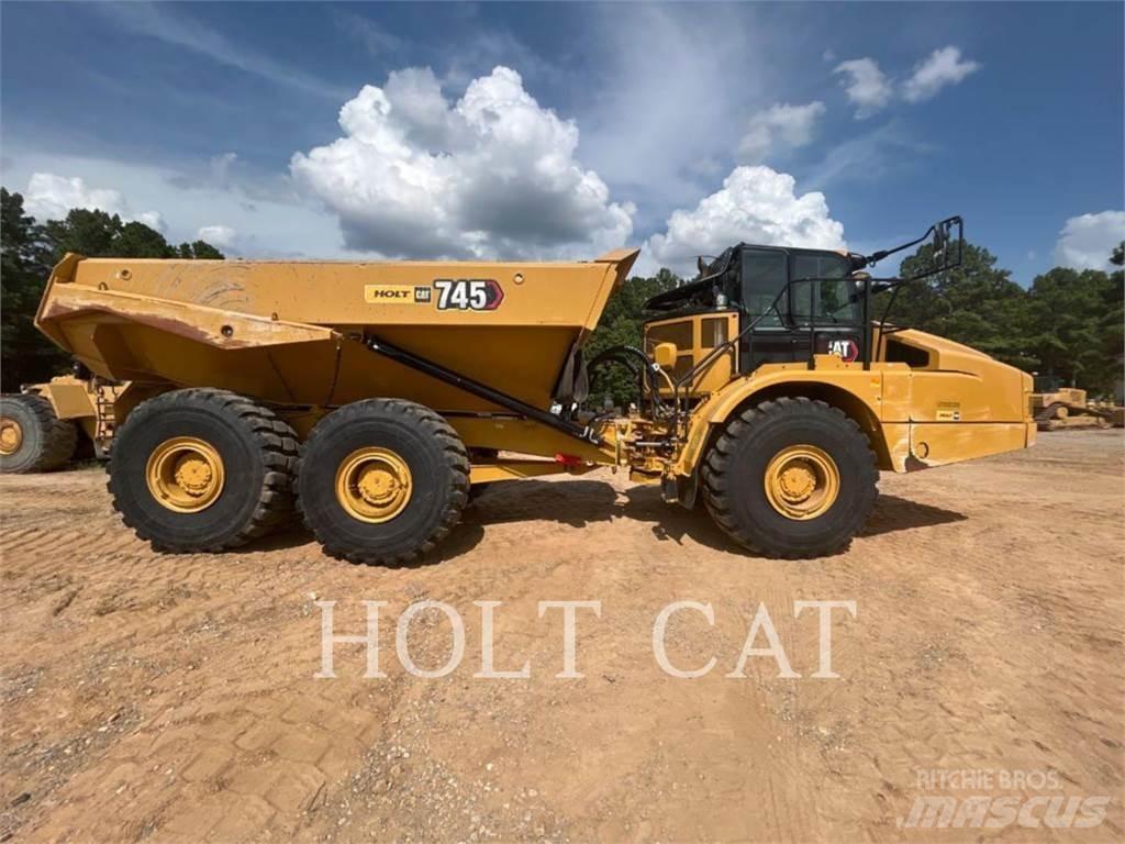 CAT 745 Caminhões articulados