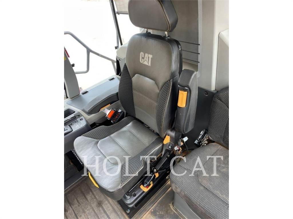 CAT 745 Caminhões articulados