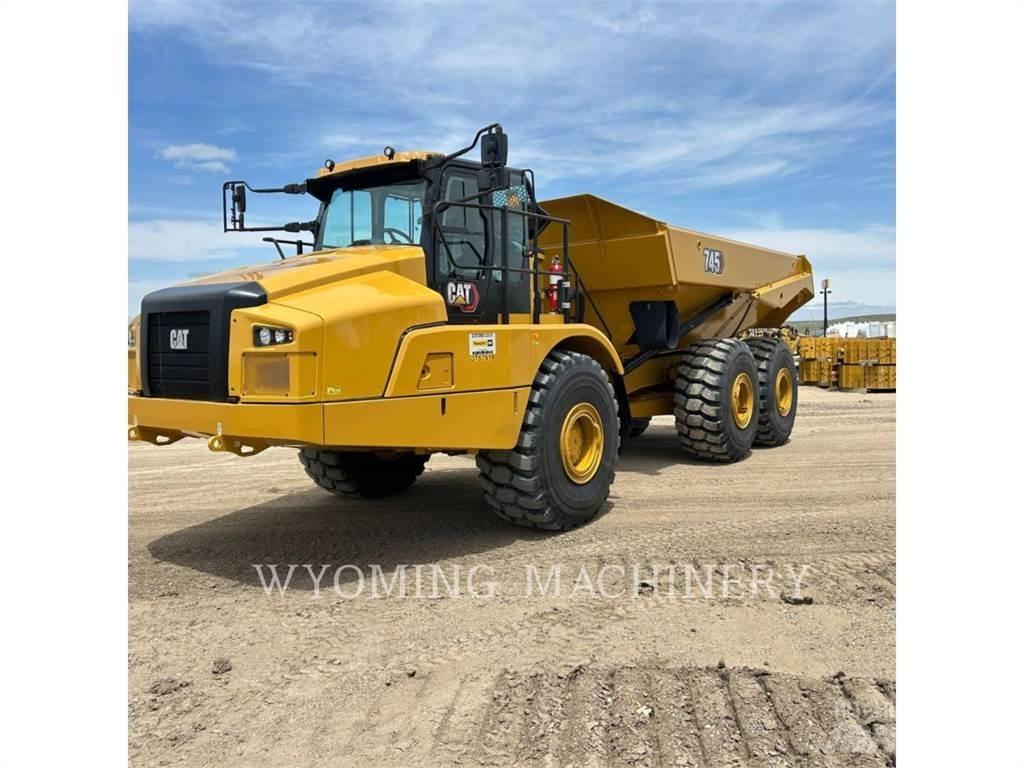 CAT 745 Caminhões articulados