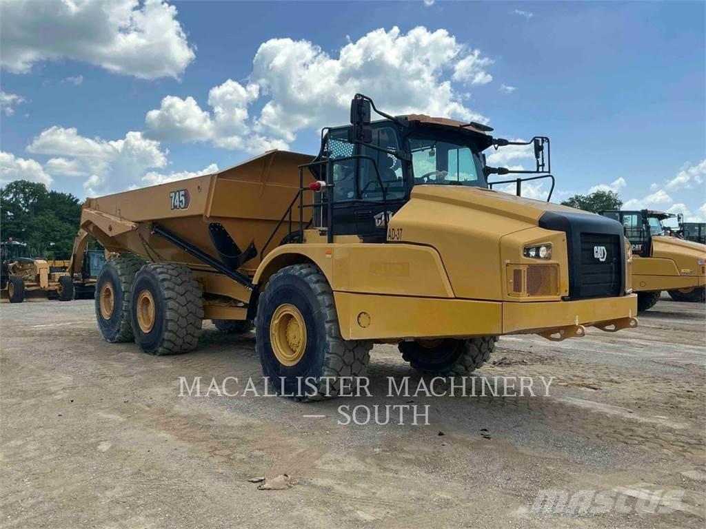 CAT 745 Caminhões articulados