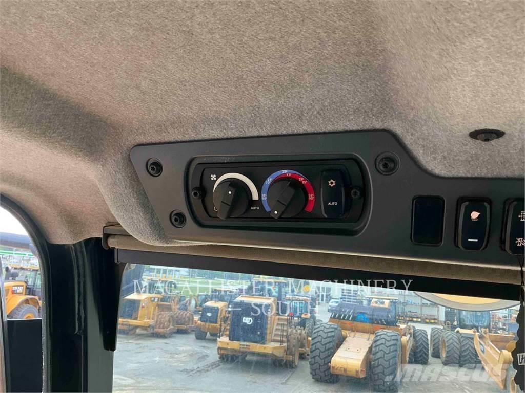 CAT 745 Caminhões articulados