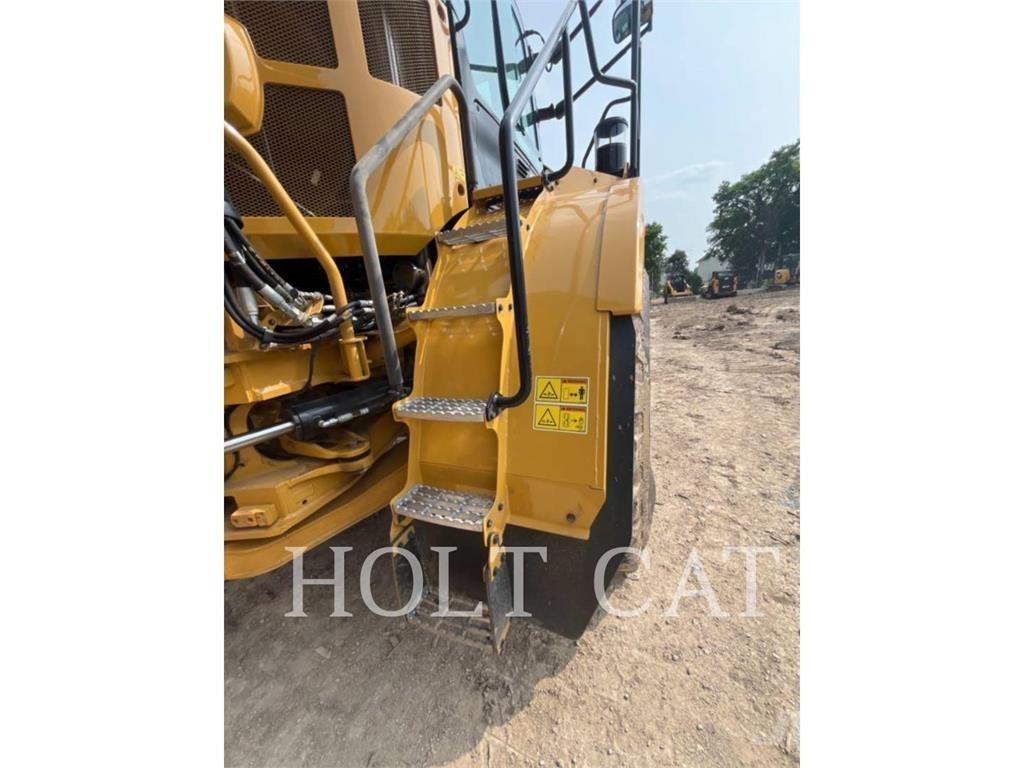 CAT 745 Caminhões articulados