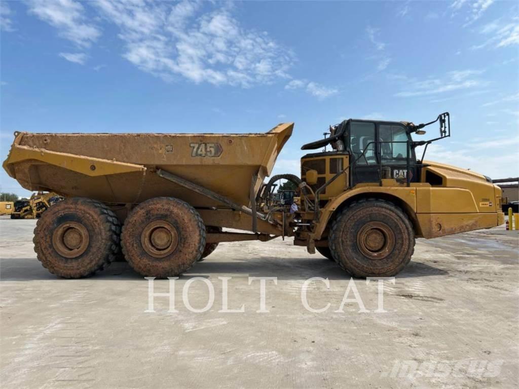 CAT 745 Caminhões articulados