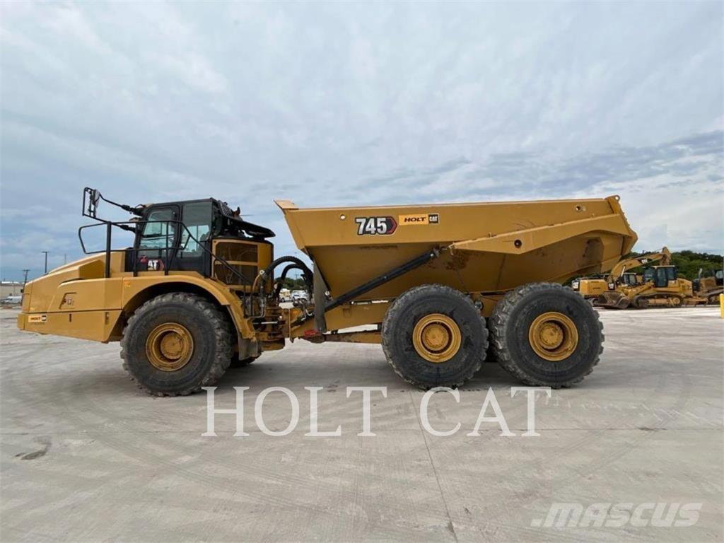 CAT 745 Caminhões articulados