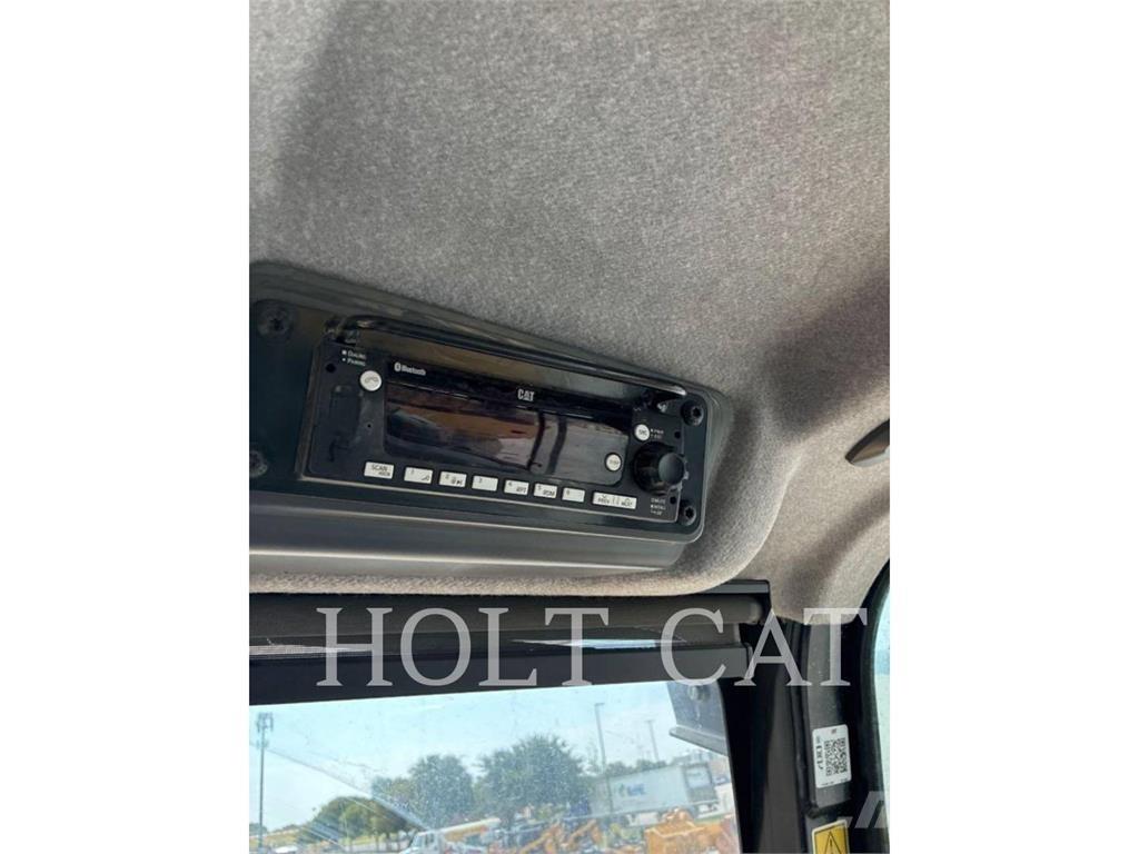 CAT 745 Caminhões articulados