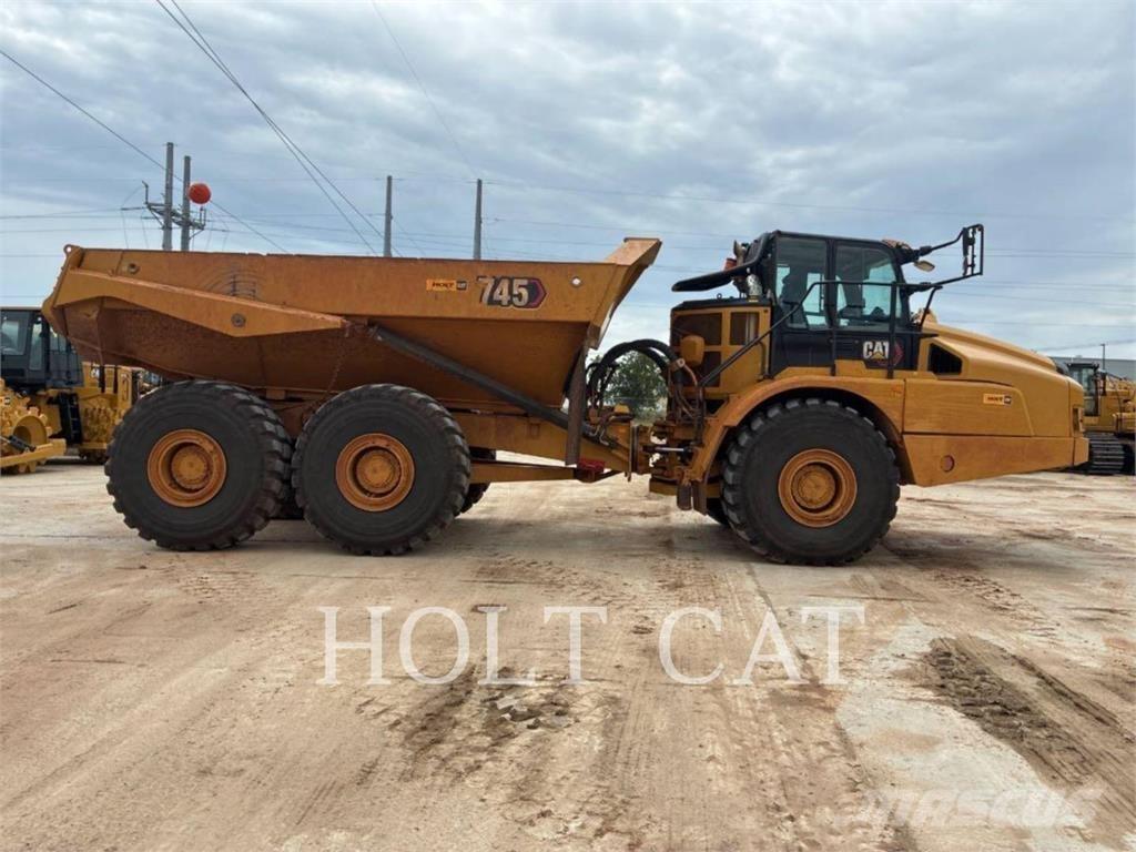 CAT 745 Caminhões articulados