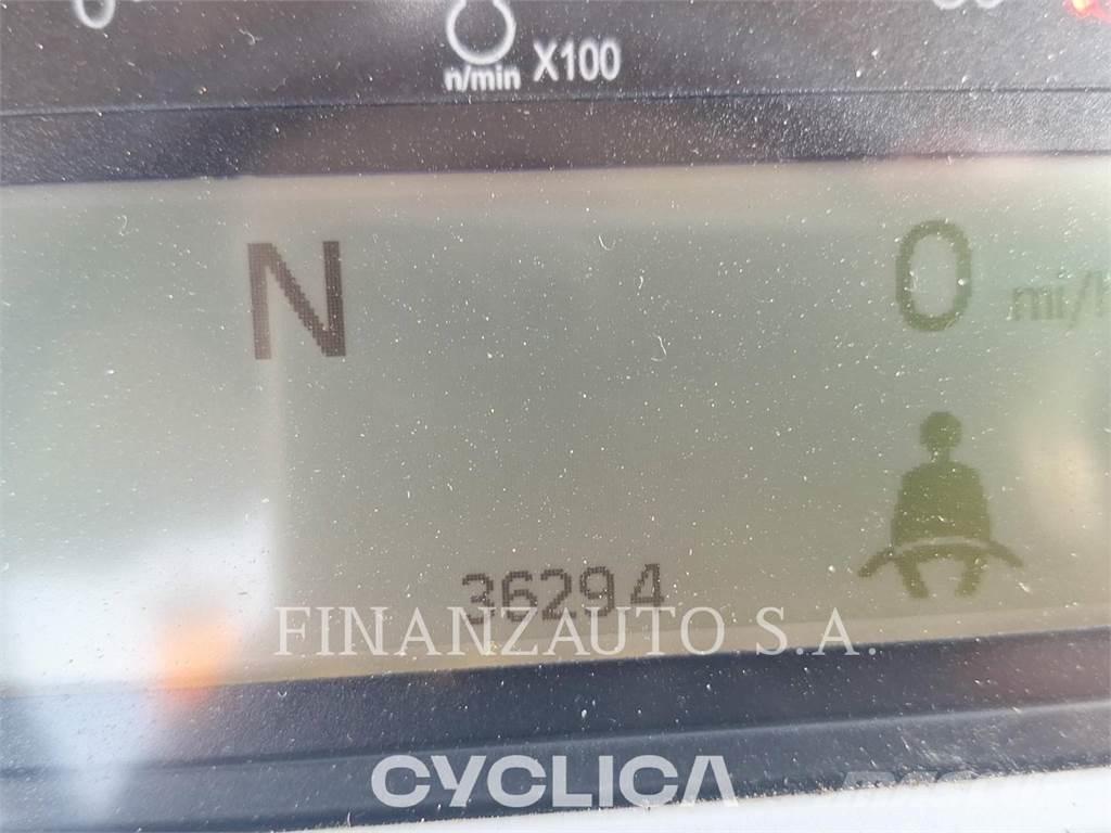 CAT 745 Caminhões articulados
