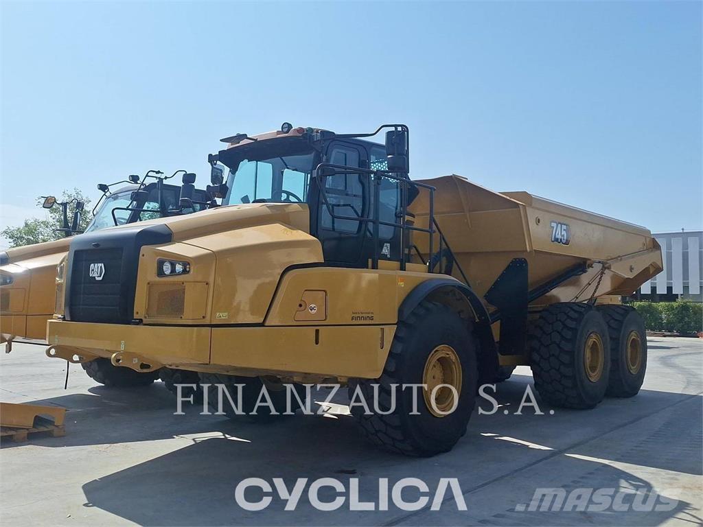 CAT 745 Caminhões articulados