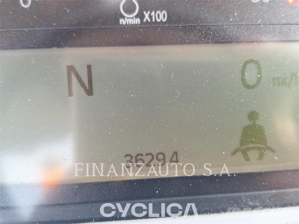 CAT 745 Caminhões articulados