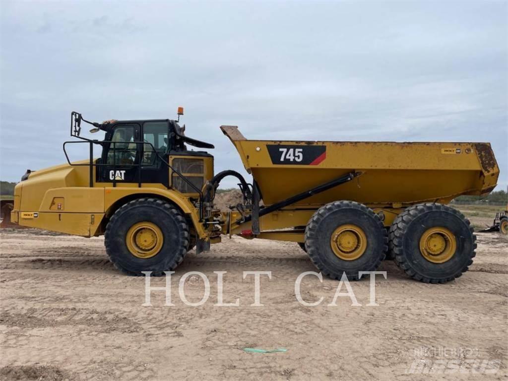 CAT 745 Caminhões articulados