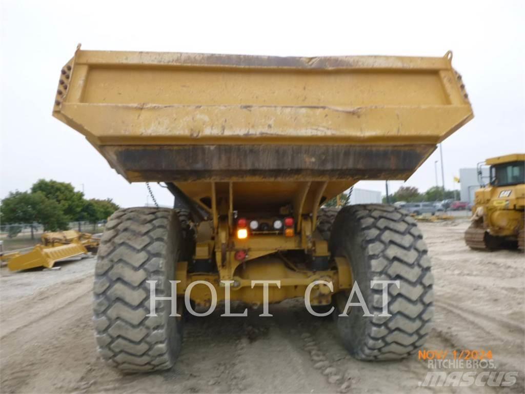CAT 745-04 Caminhões articulados