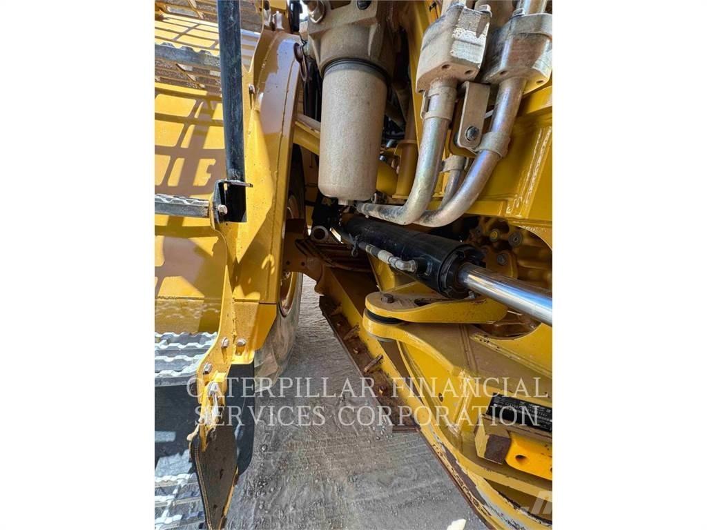 CAT 745-04 Caminhões articulados