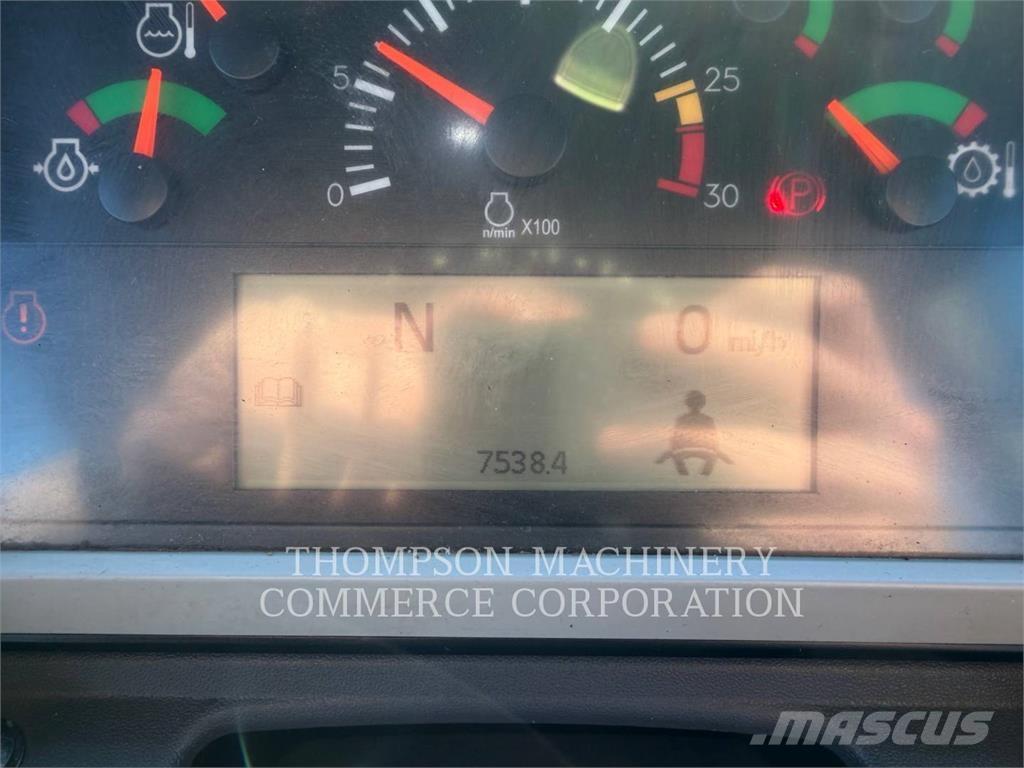 CAT 745-04 Caminhões articulados